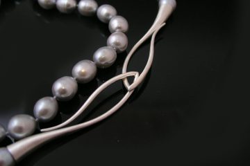 Grey Pearl Silver Necklace